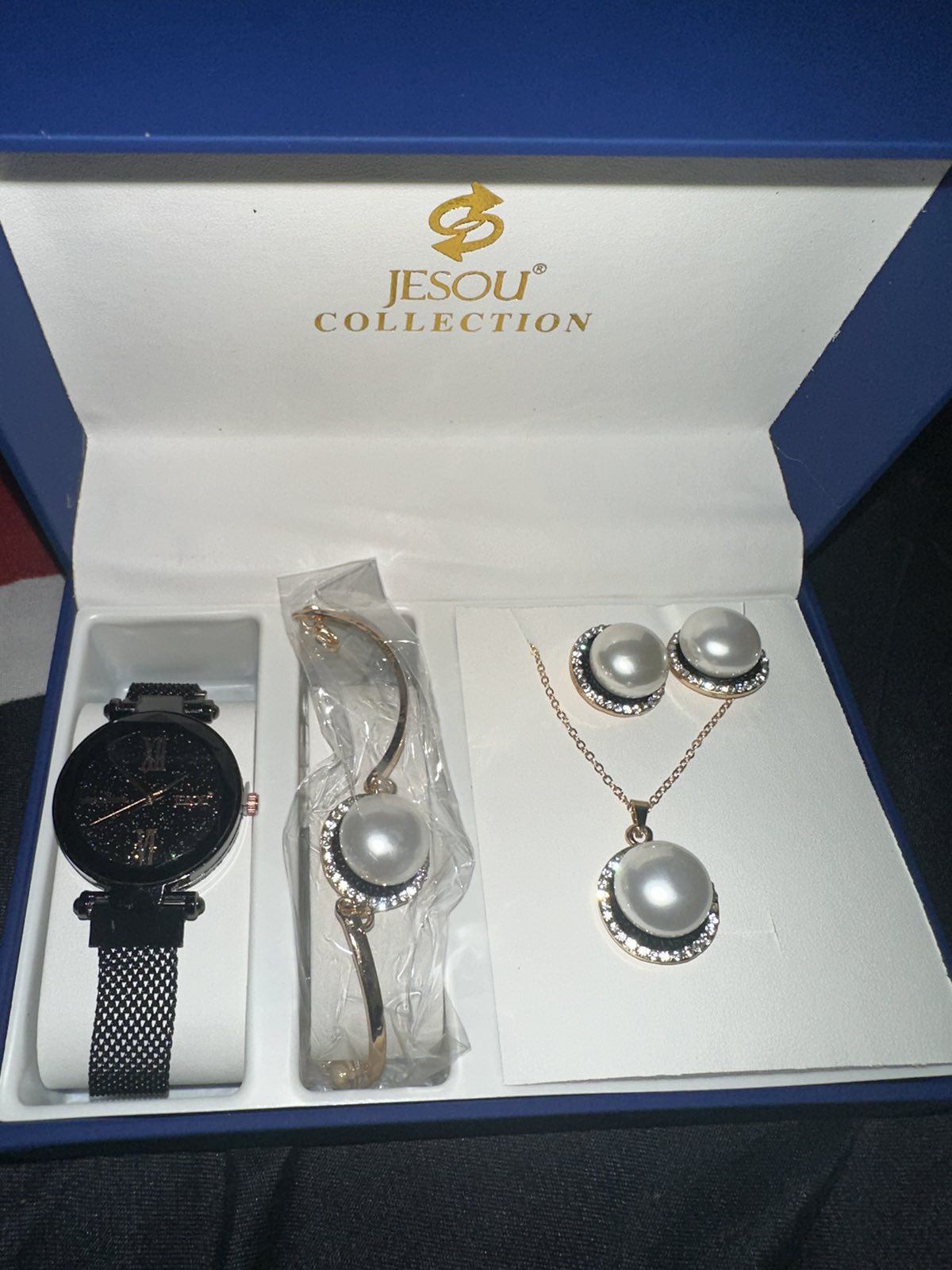 Jesou gift box-W